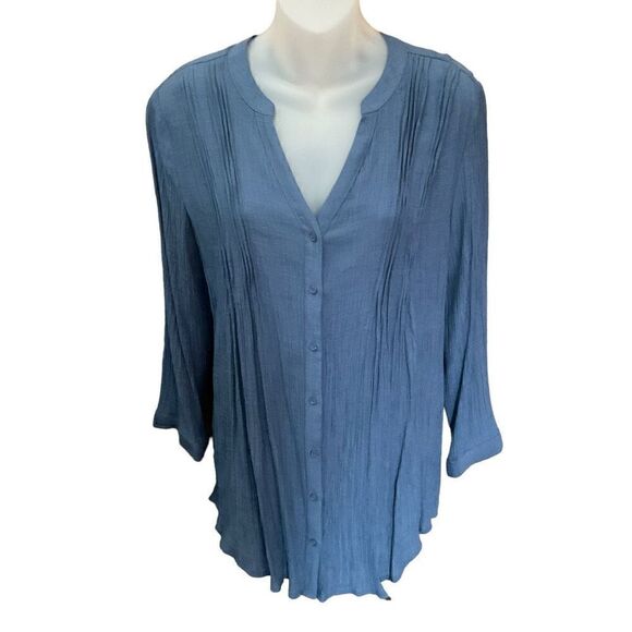 St John’s Bay Blouse Top Button Down V-neck Tunic Blue Crinkle Fabric Medium - Picture 1 of 9